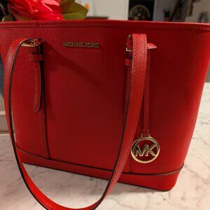 Michael kors tote